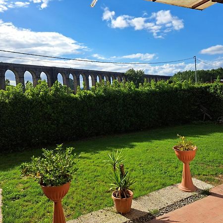 Residence Villa Ungaretti Лука Екстериор снимка
