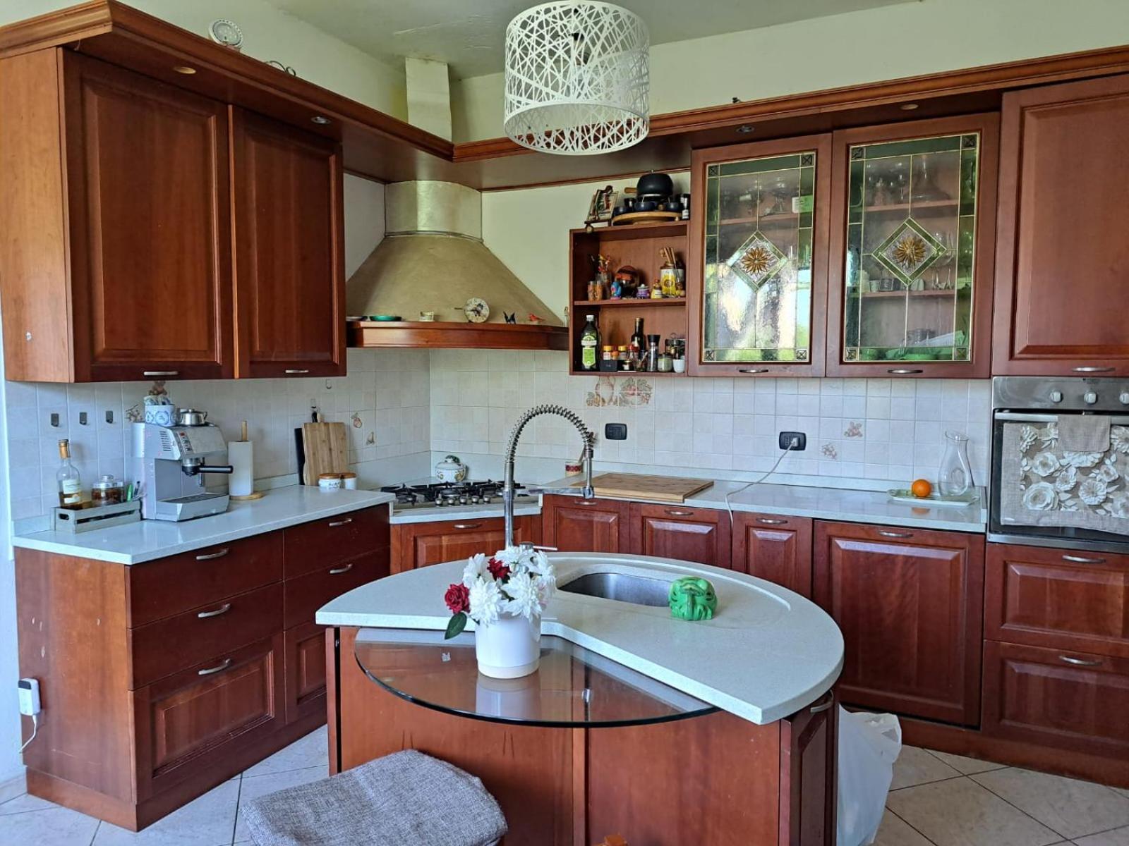 Residence Villa Ungaretti Лука Екстериор снимка